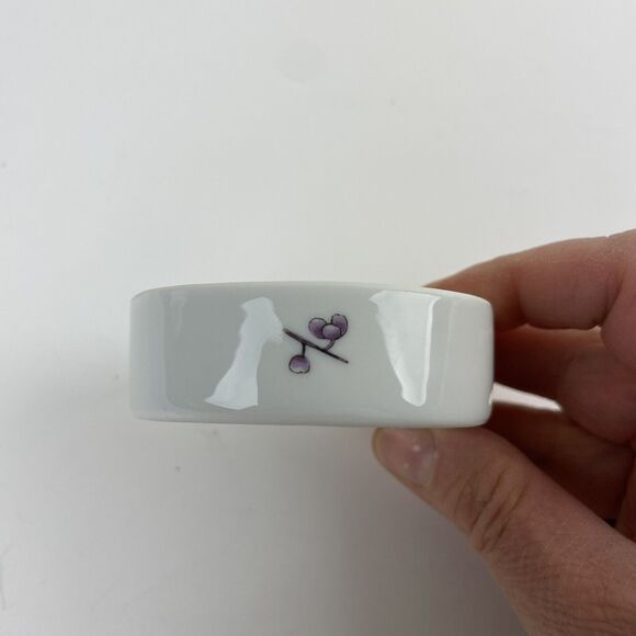 Limoges France Metropolitan Museum of Art Round Floral Porcelain Trinket Box Lid - Picture 7 of 9